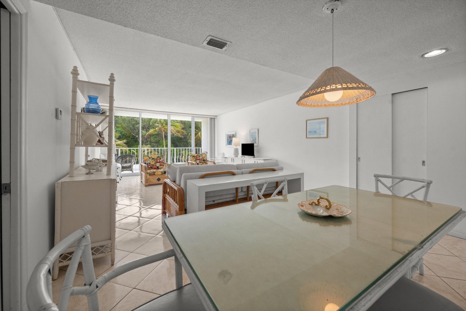 2774 S Ocean Boulevard, Unit 206, Palm Beach, FL 33480 Photo