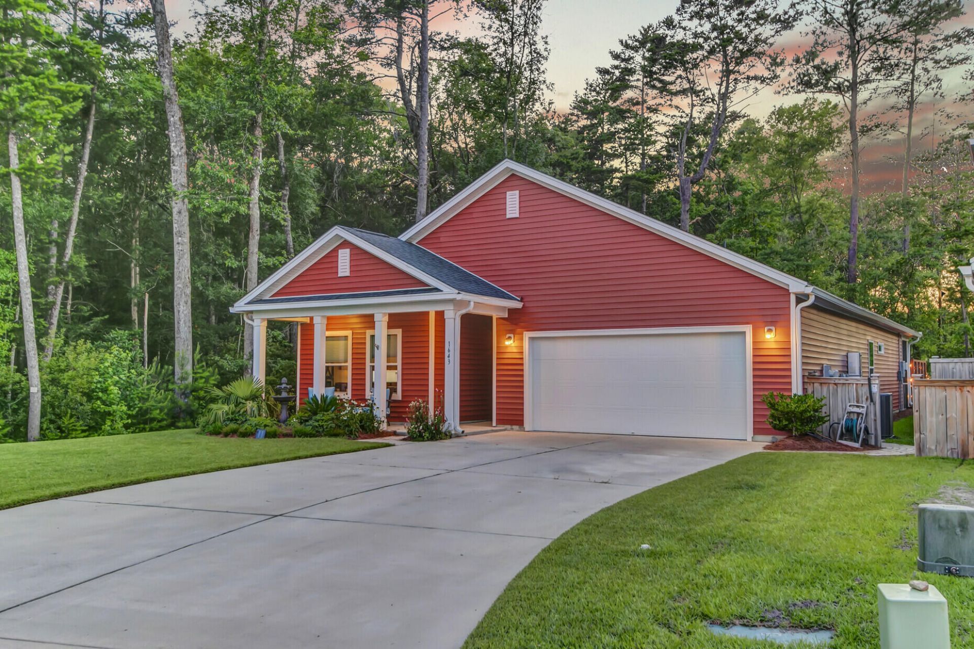 1643 Evening Star Place Photo 40