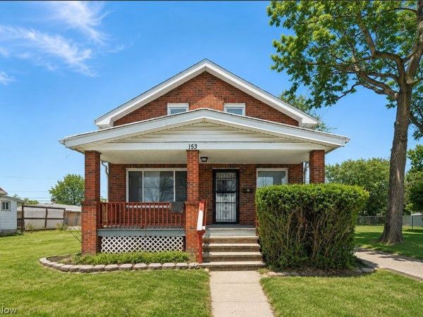 153 Henry Street , Bedford, OH 44146