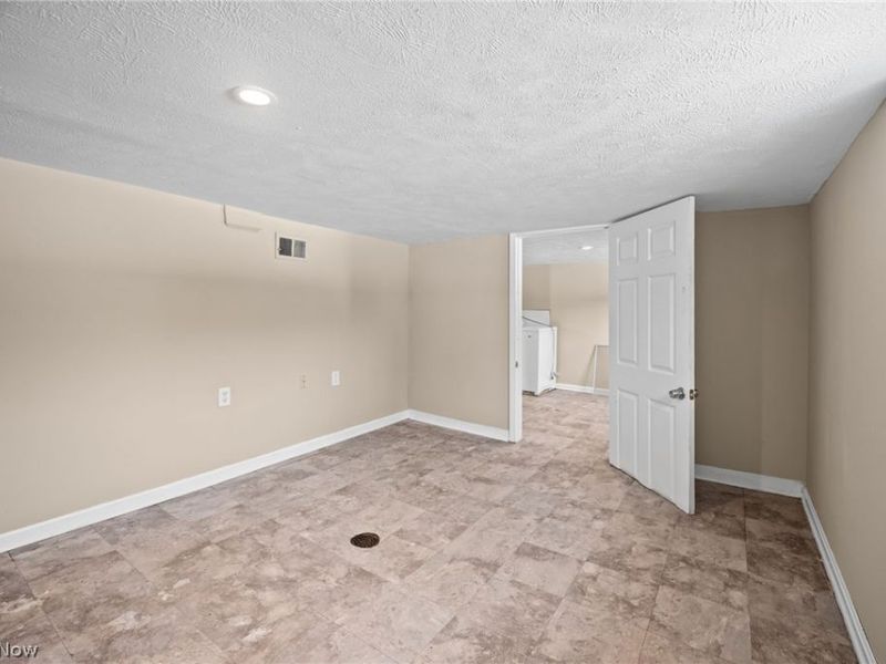 153 Henry Street, Bedford, OH 44146 Photo 19