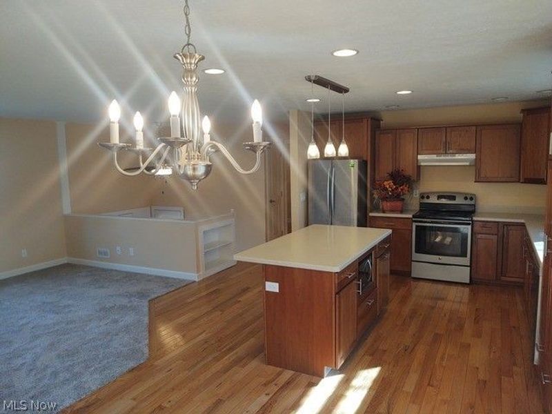 440 Barrenwood Drive, Wadsworth, OH 44281 Photo 7
