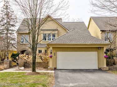 6255 CELESTE Road, West Bloomfield Twp, MI 48322