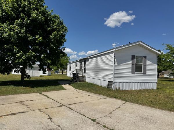 18423 Saint Joseph Avenue, Unit 238, Big Rapids, MI 49307