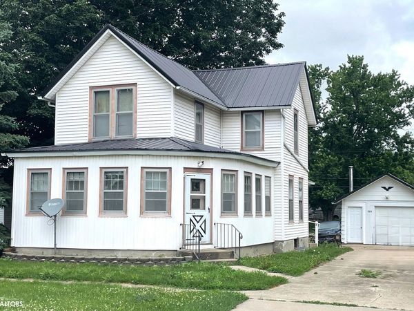 203 E Washington Street, Montezuma, IA 50171