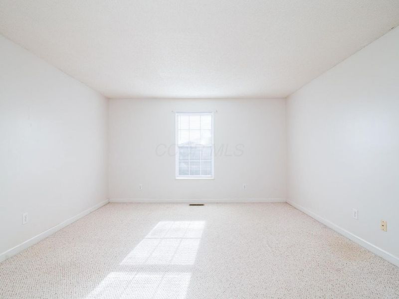 5597 Valencia Park Boulevard, Unit 11E, Hilliard, OH 43026 Photo 16