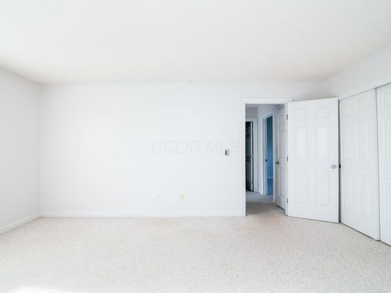 5597 Valencia Park Boulevard, Unit 11E, Hilliard, OH 43026 Photo 17