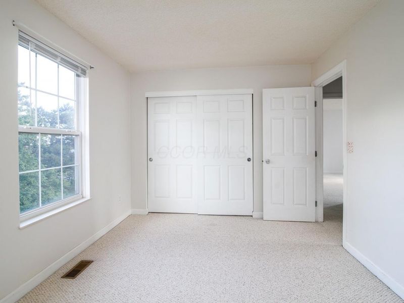 5597 Valencia Park Boulevard, Unit 11E, Hilliard, OH 43026 Photo 20