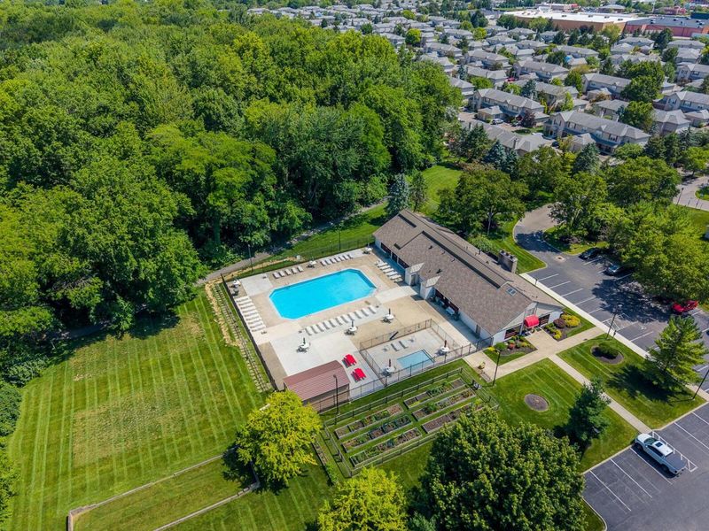 5597 Valencia Park Boulevard, Unit 11E, Hilliard, OH 43026 Photo 37