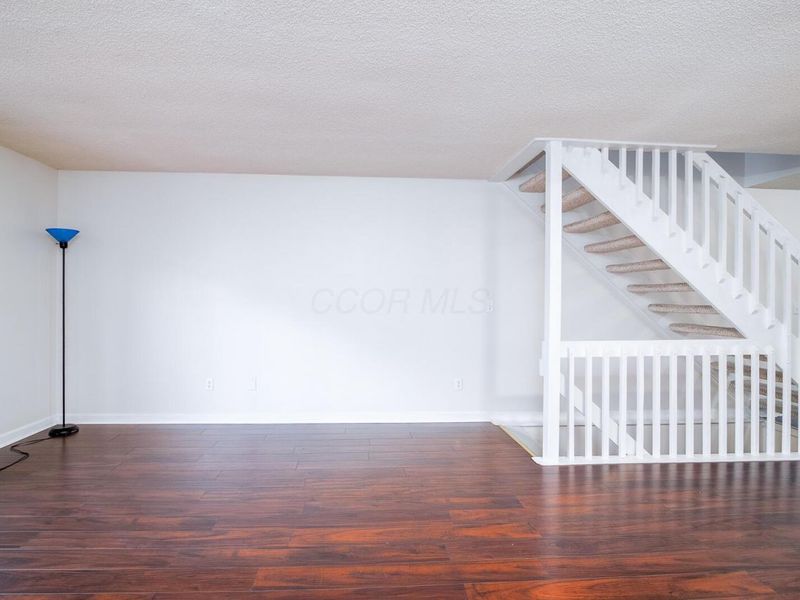 5597 Valencia Park Boulevard, Unit 11E, Hilliard, OH 43026 Photo 6