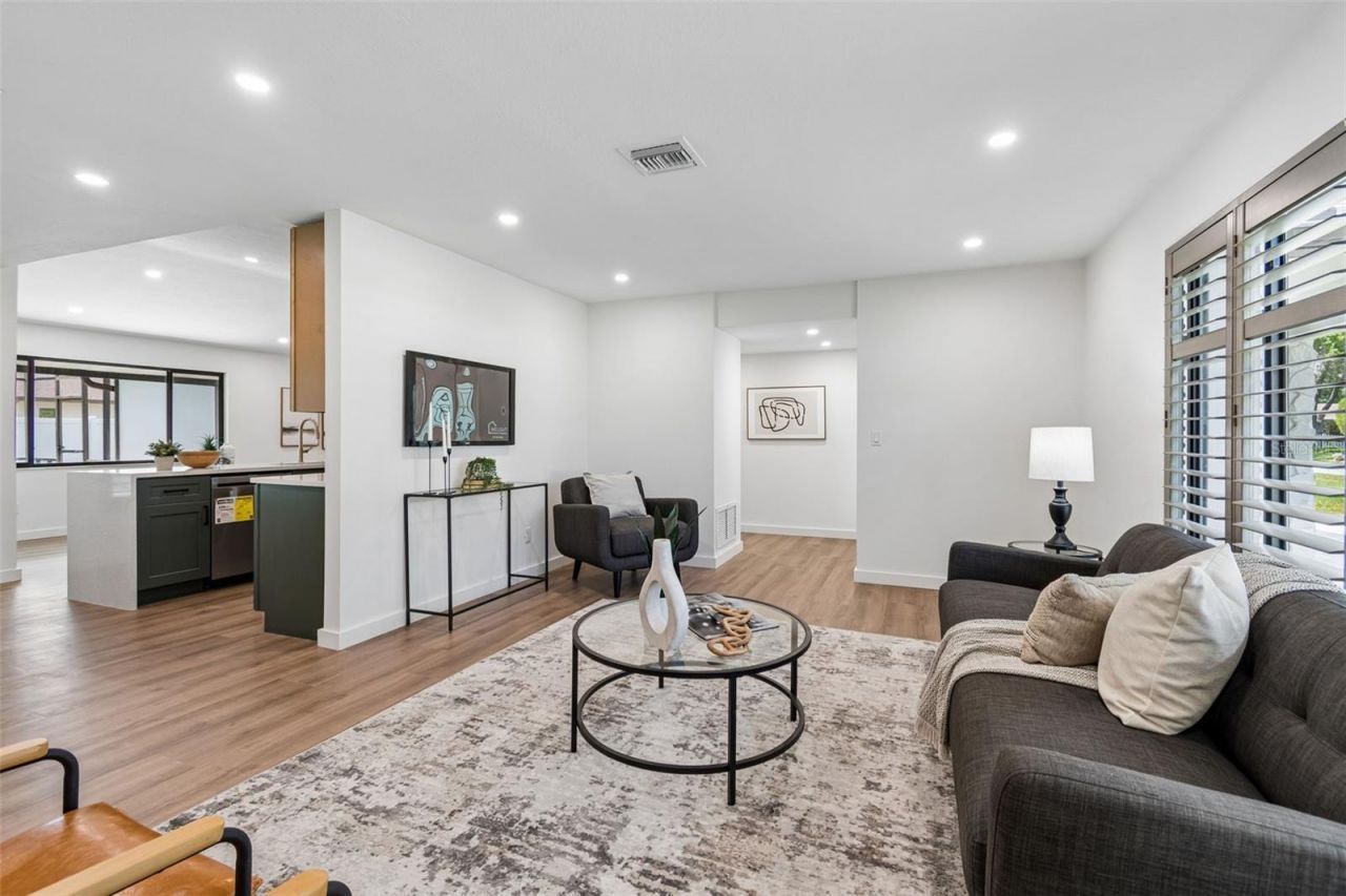 12076 92nd Way N, Largo, FL 33773 Photo