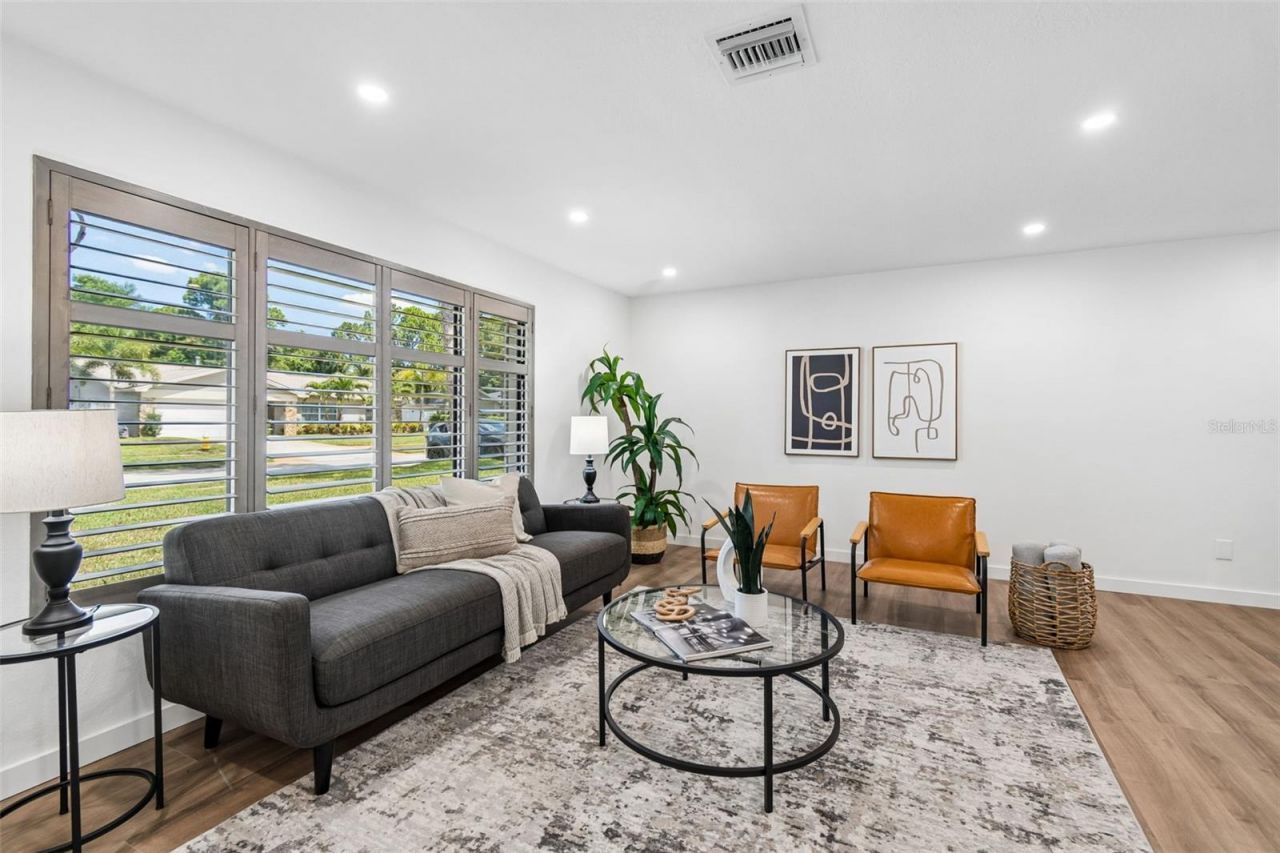 12076 92nd Way N, Largo, FL 33773 Photo