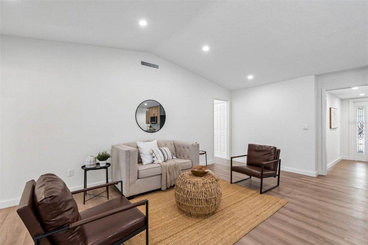 12076 92nd Way N, Largo, FL 33773 Photo