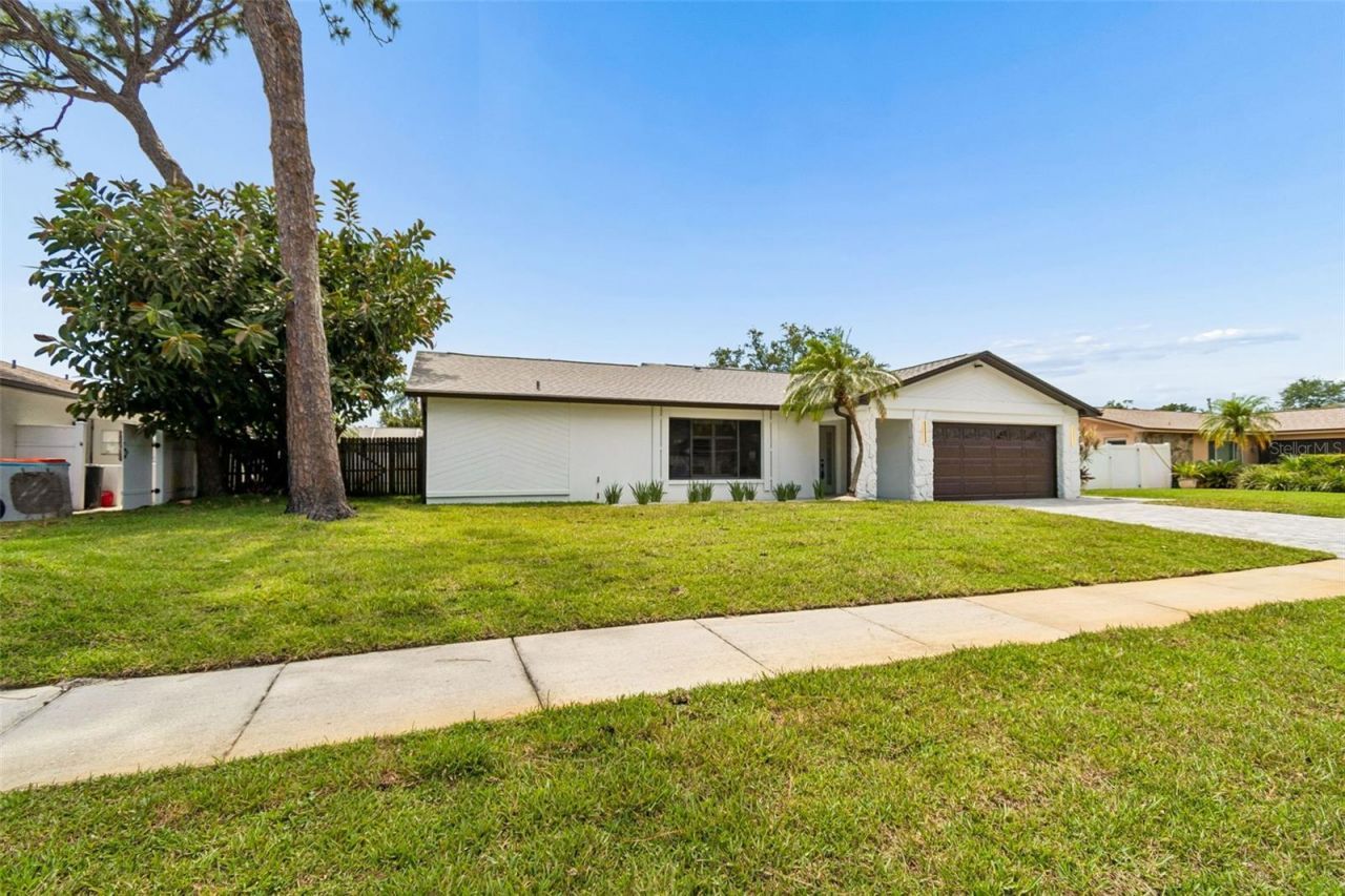 12076 92nd Way N, Largo, FL 33773 Photo