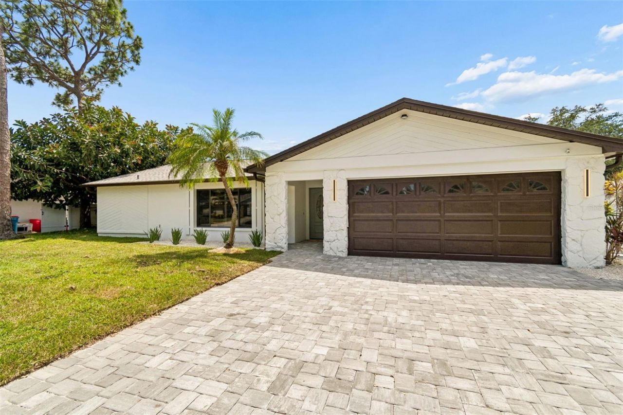 12076 92nd Way N, Largo, FL 33773 Photo
