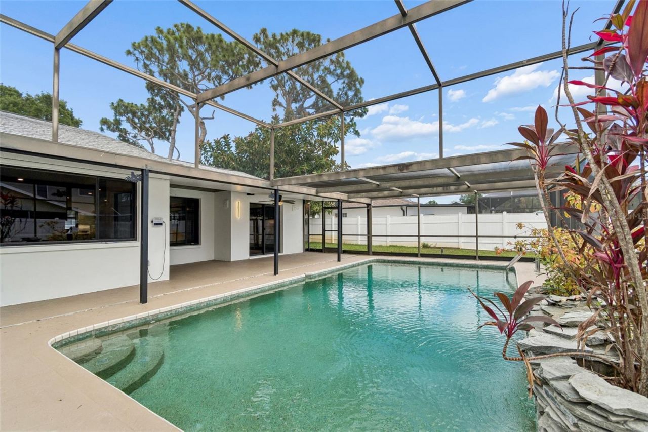 12076 92nd Way N, Largo, FL 33773 Photo