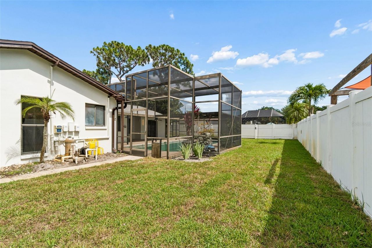 12076 92nd Way N, Largo, FL 33773 Photo