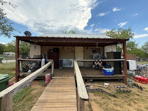 1716 SW 6th Avenue, Mineral Wells, TX 76067