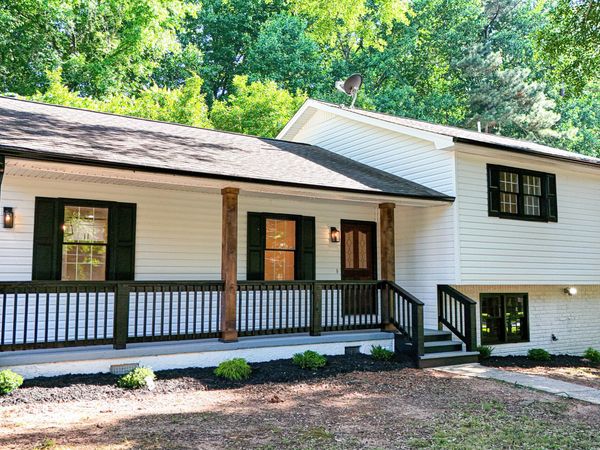 2641 Whitehaven Drive SW, Marietta, GA 30064