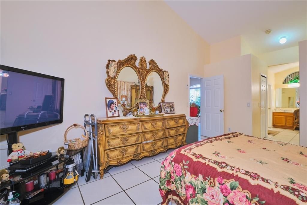 2817 SW 43rd St, Cape Coral, FL 33914 Photo