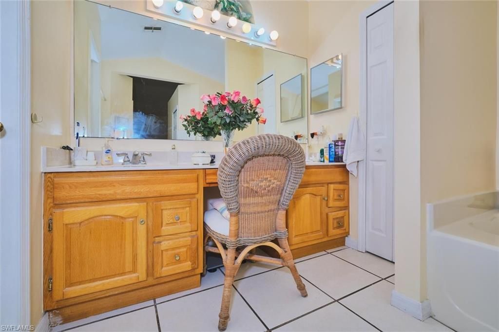 2817 SW 43rd St, Cape Coral, FL 33914 Photo