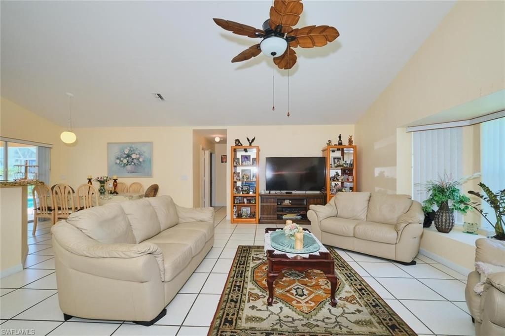 2817 SW 43rd St, Cape Coral, FL 33914 Photo