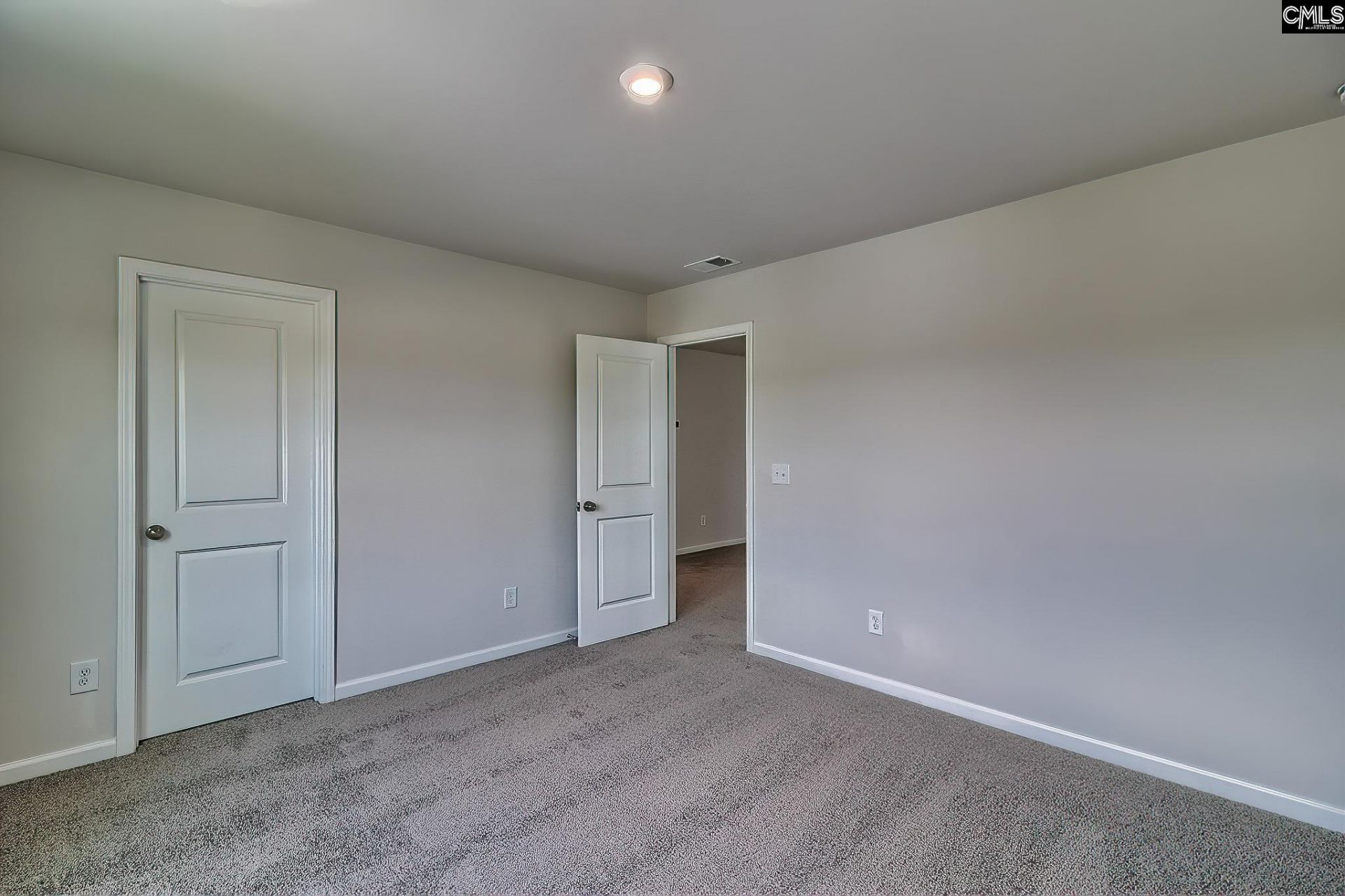 302 Old Slater Drive  Photo 31