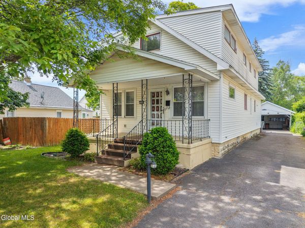2021 Cedarlawn Avenue, Schenectady, NY 12306