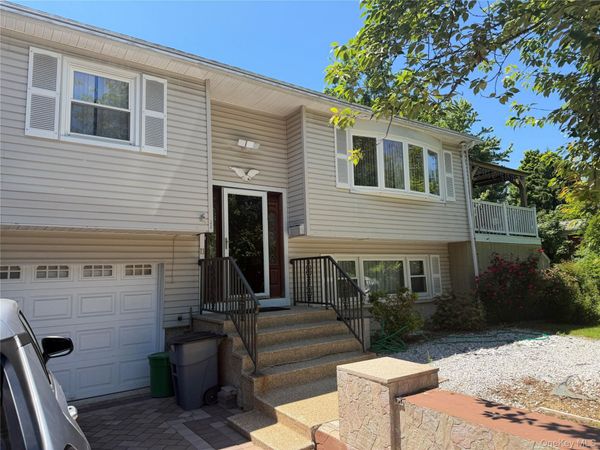 11 De Clark Place, Nanuet, NY 10954