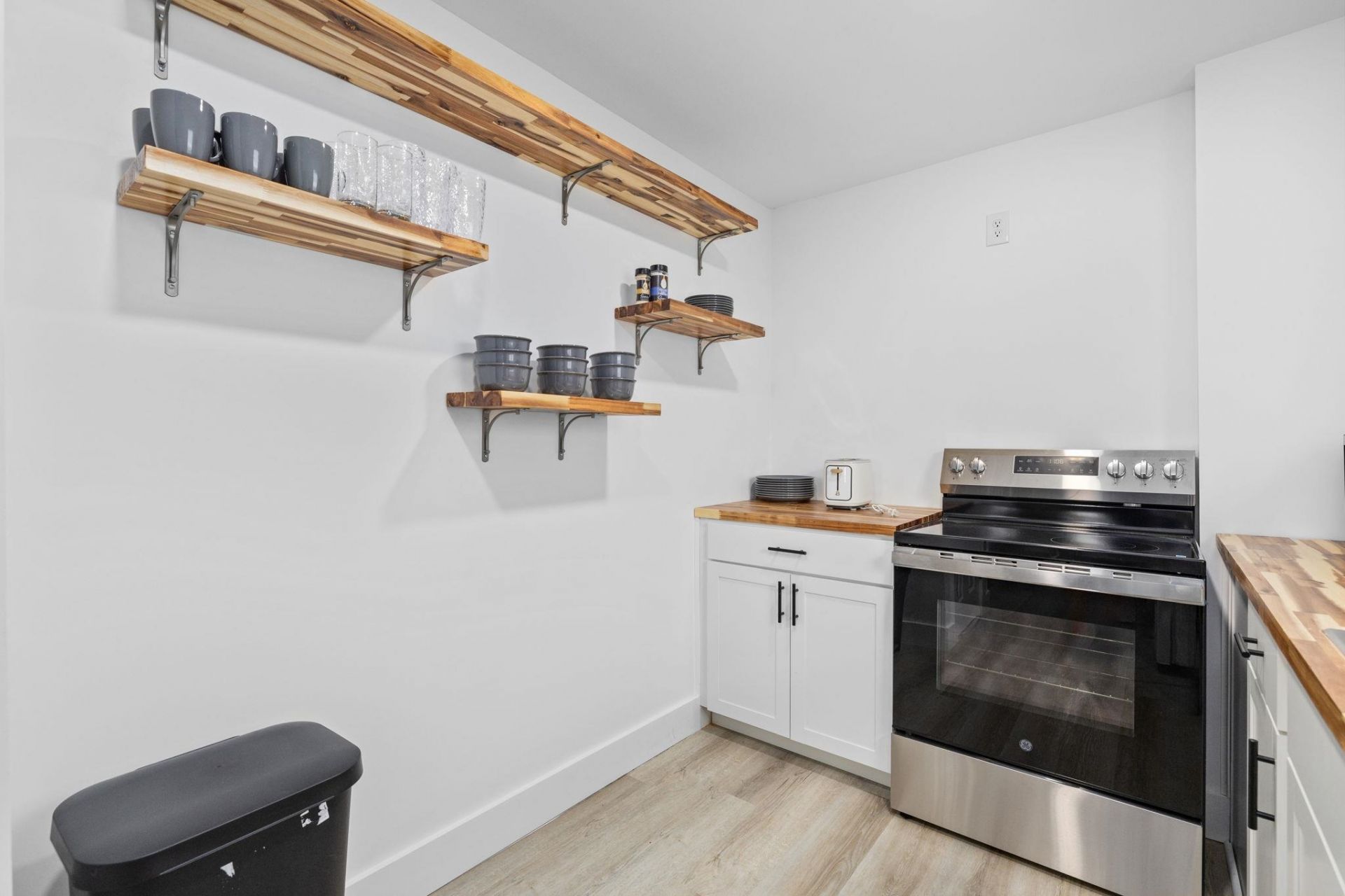 3202 Inland St.  Photo 23