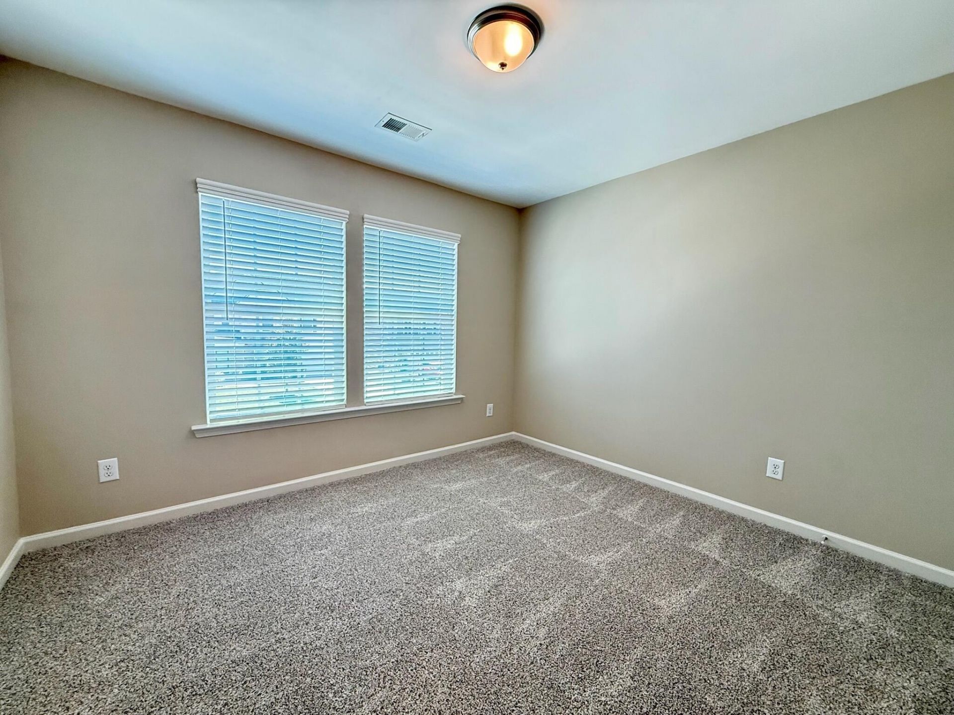 334 Bradley Bend Drive Photo 22