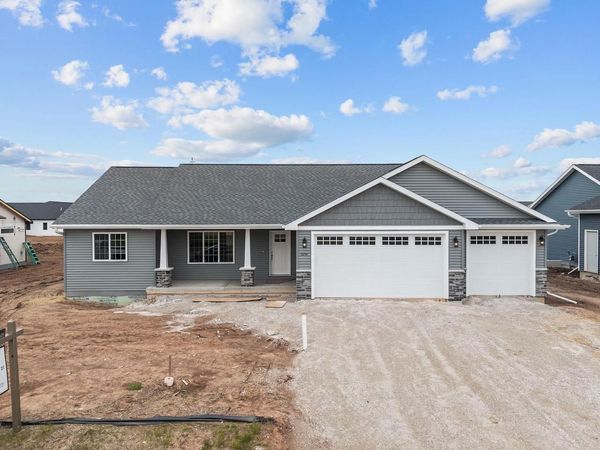 N9226 HOMESTEAD LANE, Appleton, WI 54915