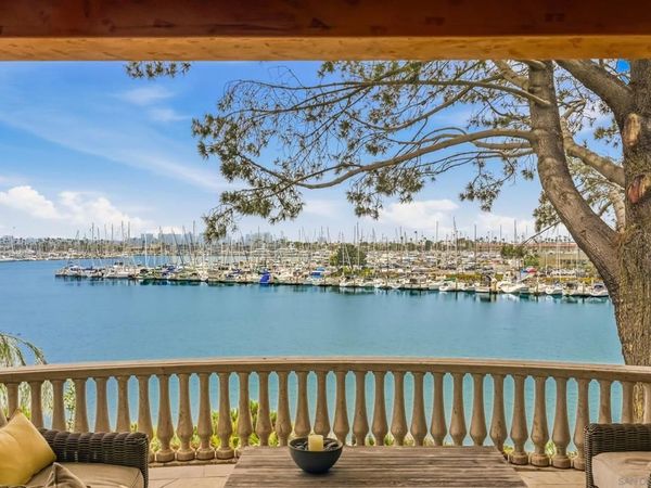 741 Rosecrans St, San Diego, CA 92106
