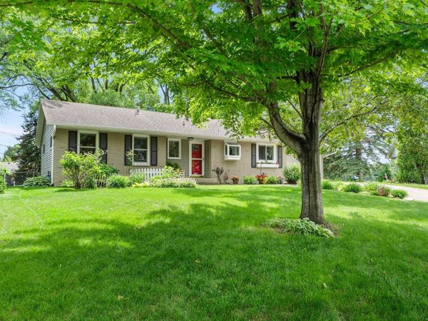 9528 Penn Circle, Bloomington, MN 55431