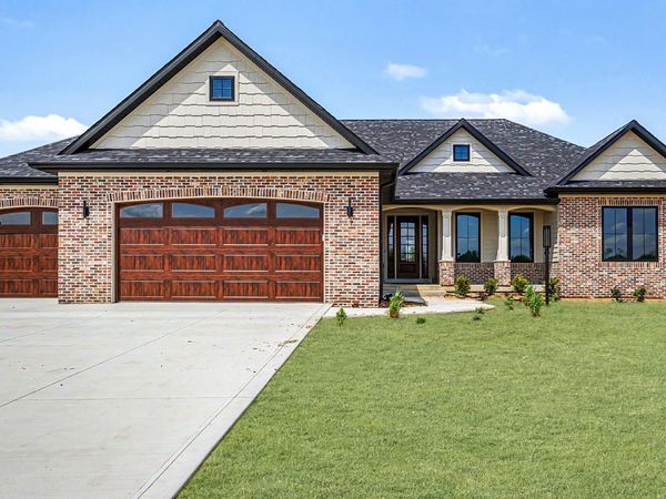 10193 Steinbeck Drive, Granger, IN 46530