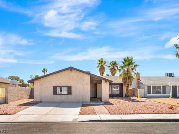 3636 Tempe Street , Las Vegas, NV 89103