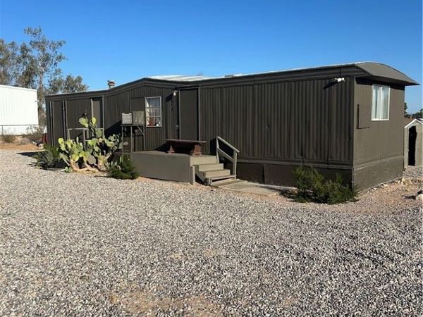 695 Pirate Avenue , Logandale, NV 89021