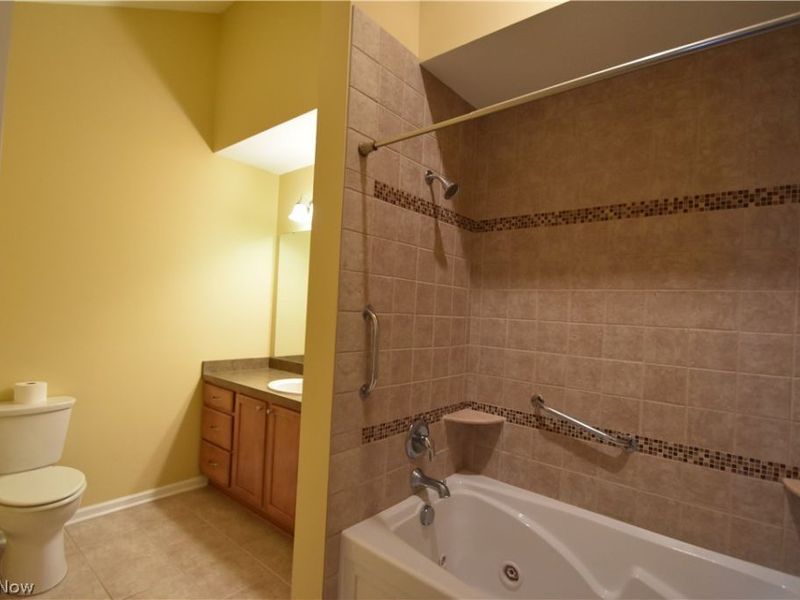 9151 Springfield Road, Unit 1803, Poland, OH 44514 Photo 23