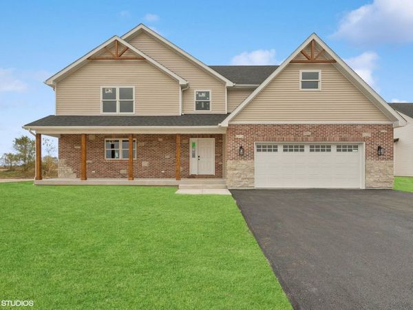 30738 Prairie Drive , Wilmington, IL 60481