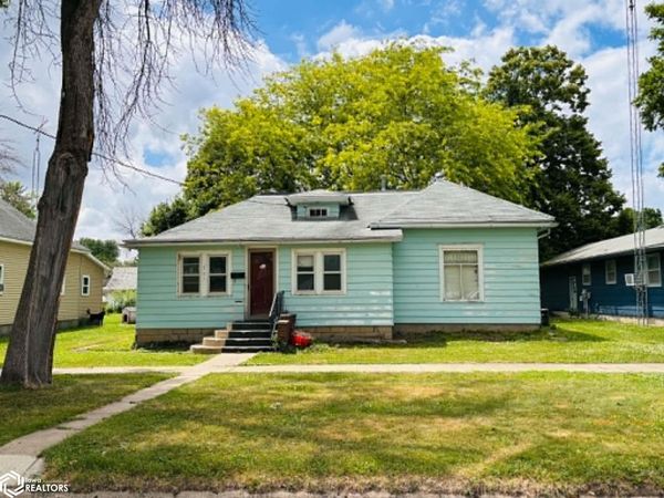 307 S Woodlawn Avenue, Lake City, IA 51449
