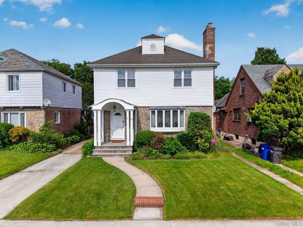 73-47 185th Street , Fresh Meadows, NY 11366