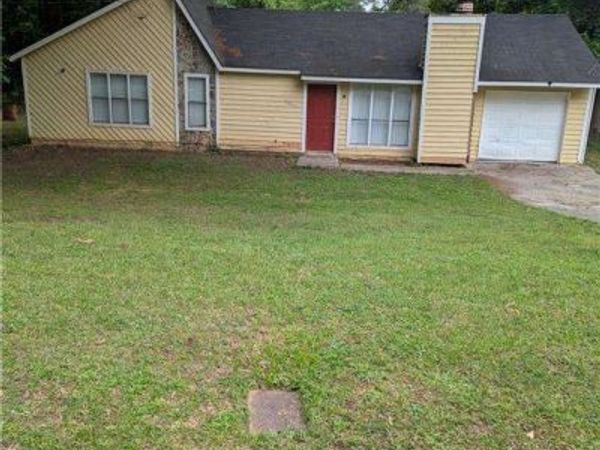 8997 Huntwood Lane, Riverdale, GA 30274