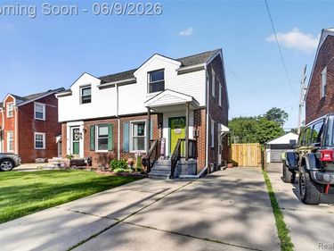 1834 15th, Wyandotte, MI 48192