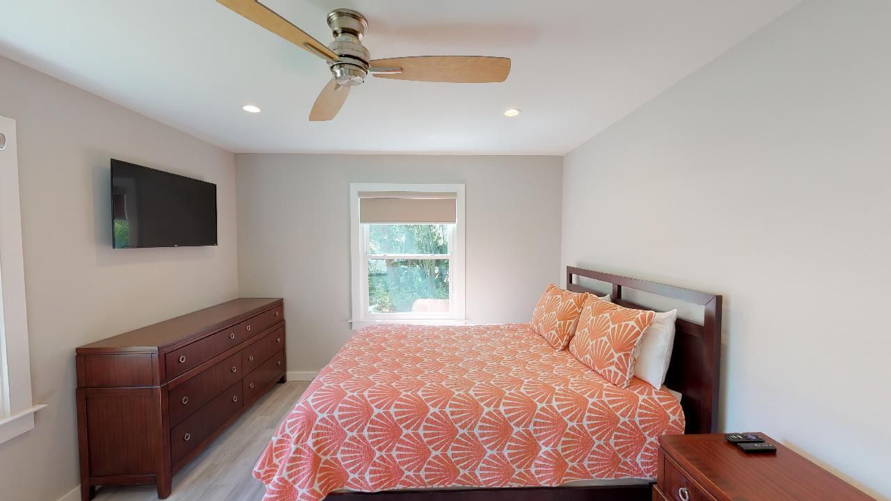 27 21st Avenue Photo 10