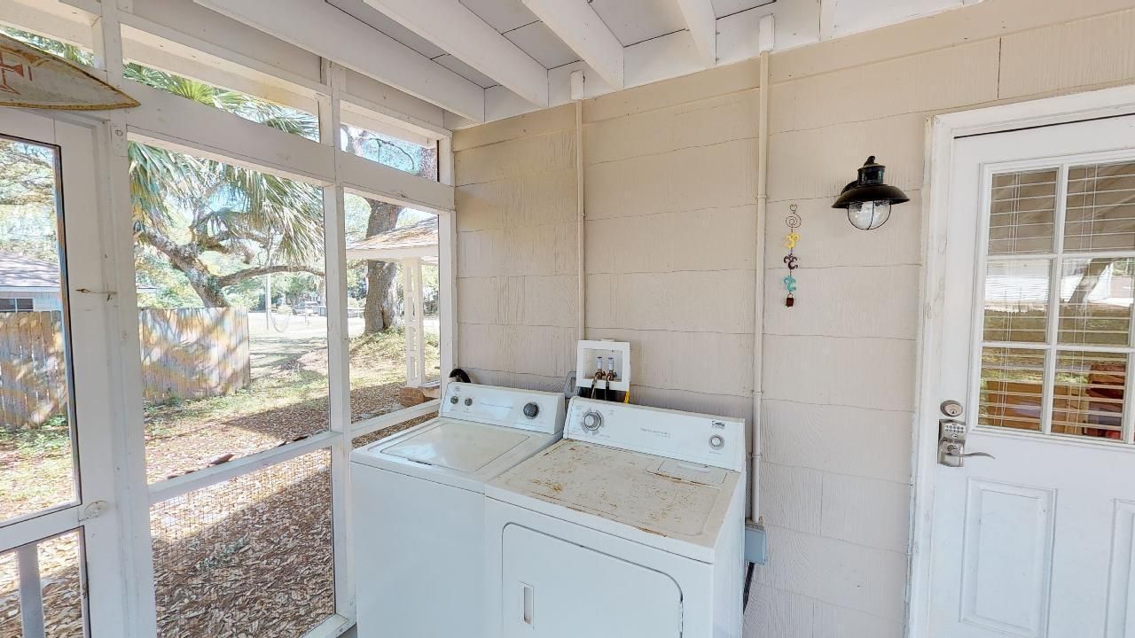 27 21st Avenue Photo 15