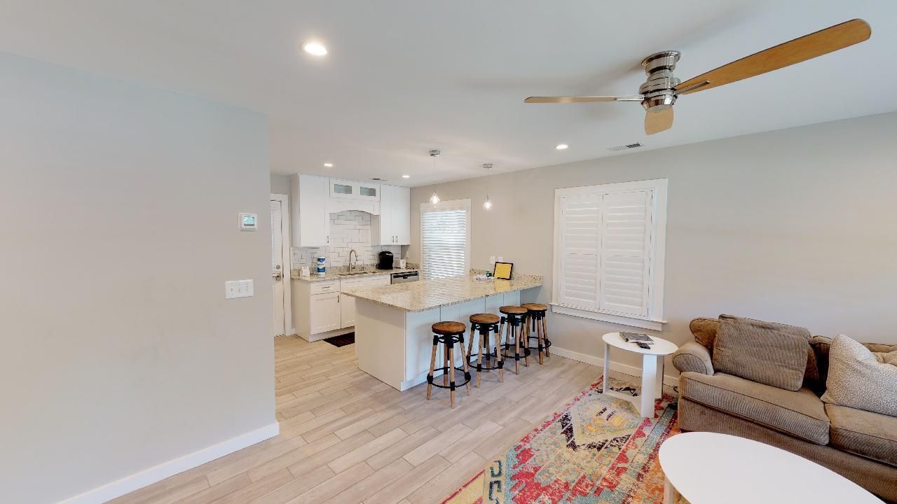 27 21st Avenue Photo 4