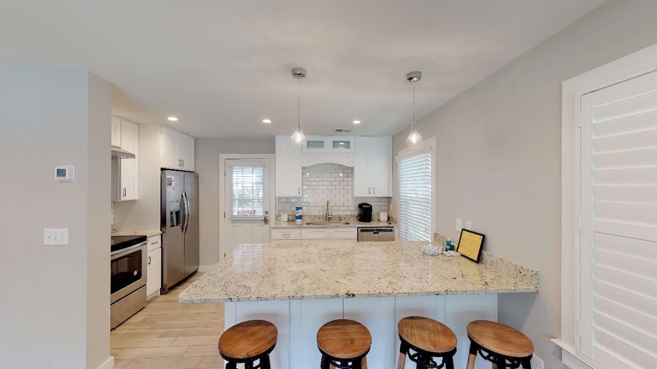 27 21st Avenue Photo 5