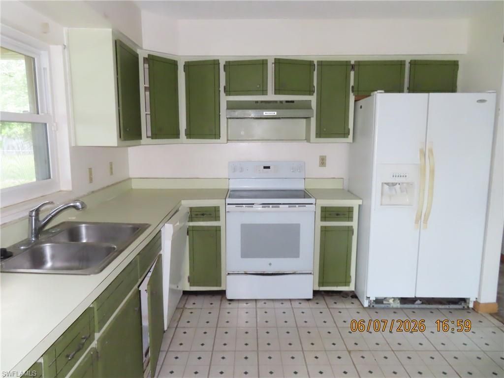 521 SE 35th St , Cape Coral, FL 33904 Photo