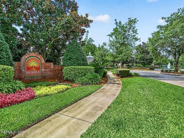 7800 POINT MEADOWS Drive, Unit 126, Jacksonville, FL 32256