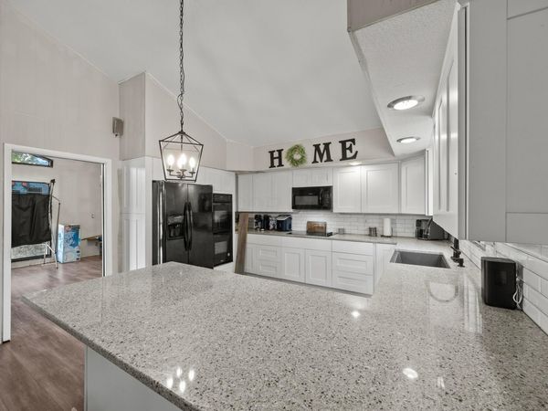 12665 National Road SE, Thornville, OH 43076