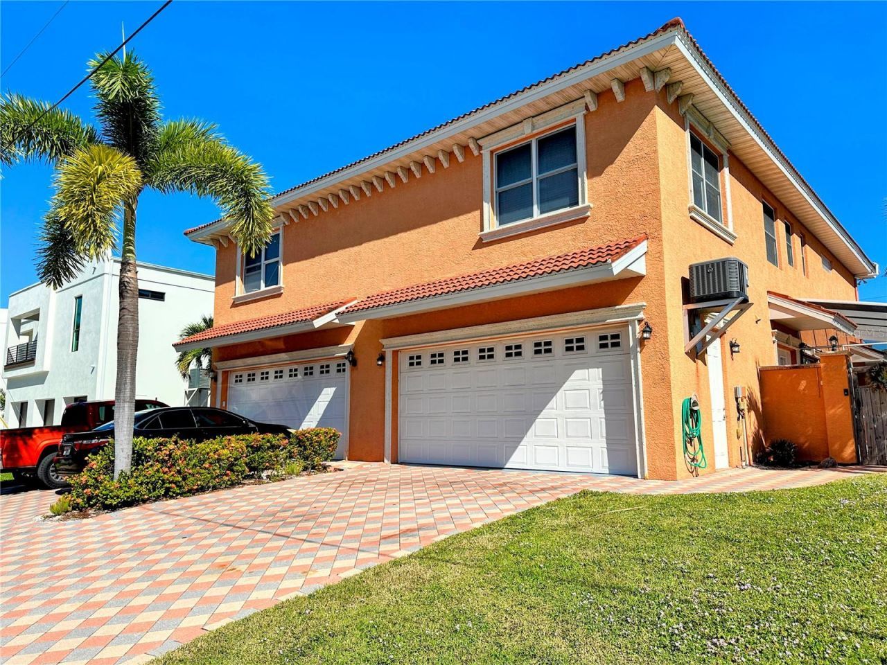 2119 & 2125 Montclair Drive, Unit 1 & 2, Sarasota, FL 34231 Photo